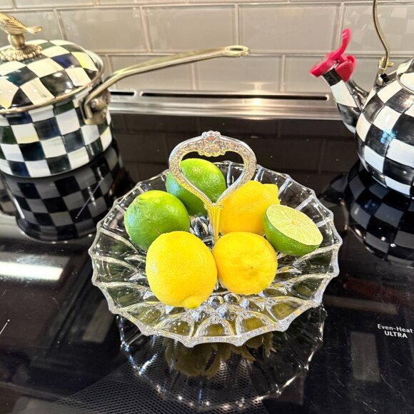 Vintage Crystal candy dish with silver handle - Picture 8 of 13